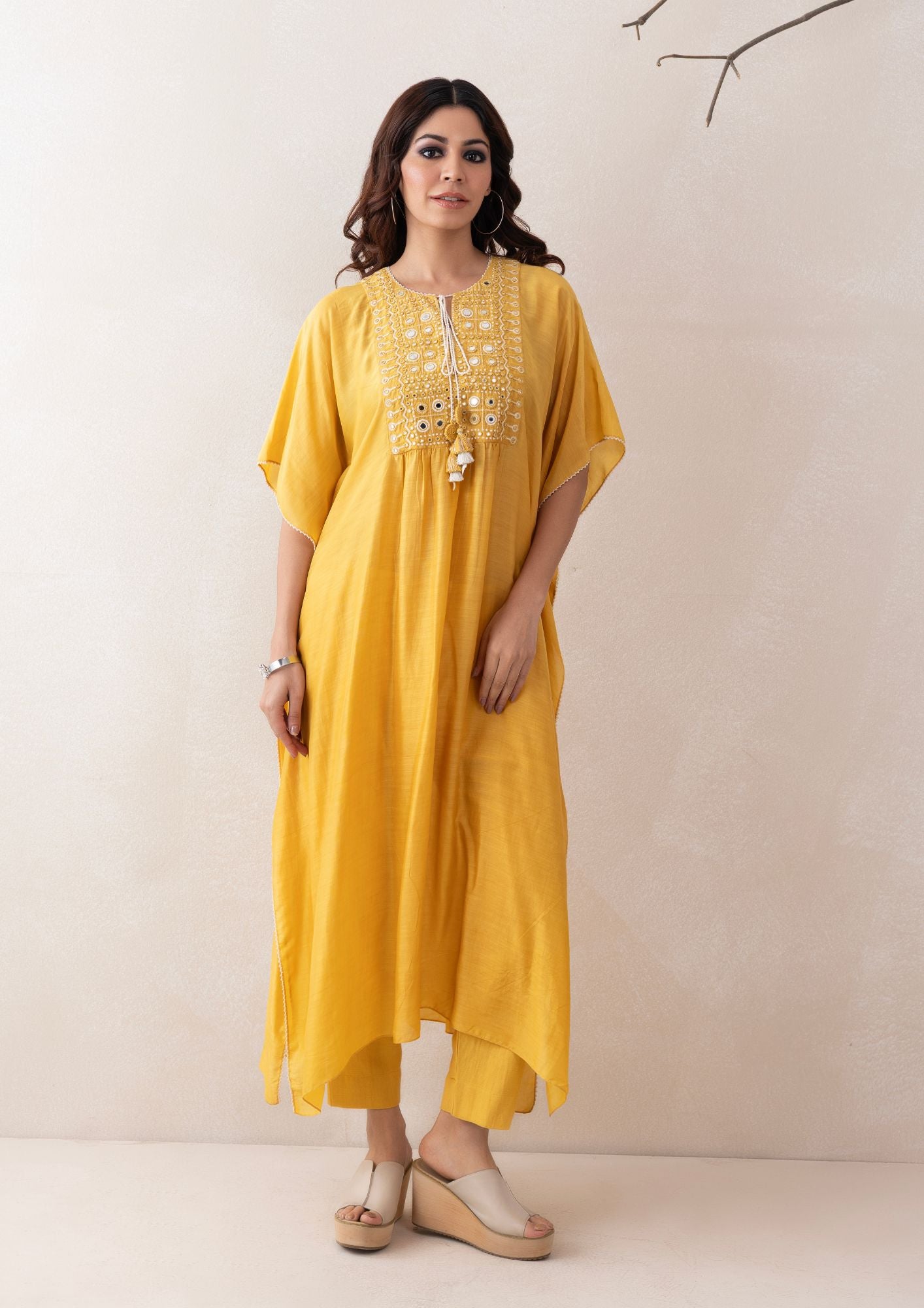Saanvi Kaftan Set