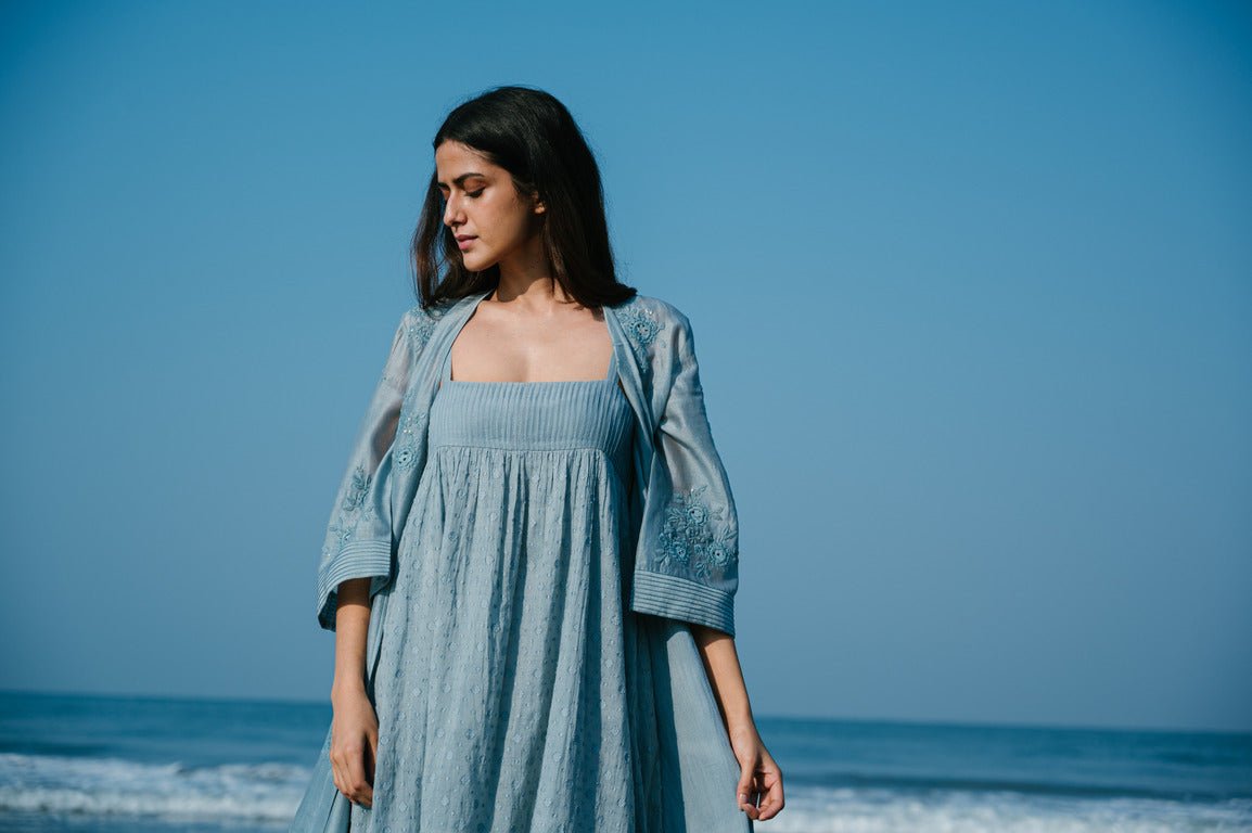 5 Perfect Pieces To Gift Your Mother - Karuna Khaitan