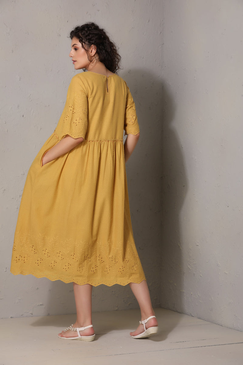 Syraa Dress