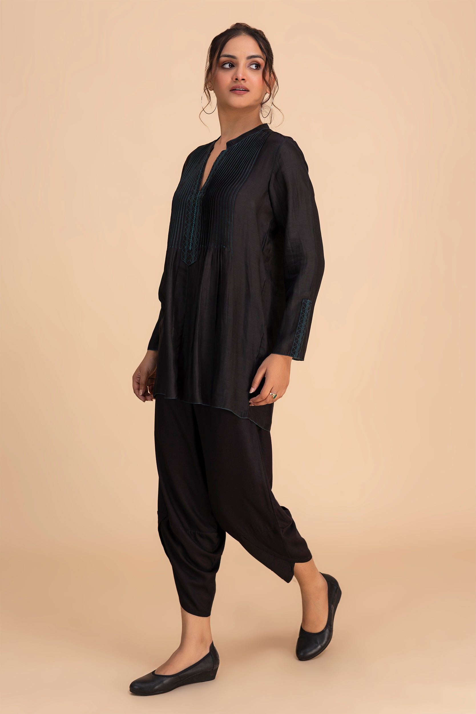 Reykh Reykh Co-ord set – Karuna Khaitan