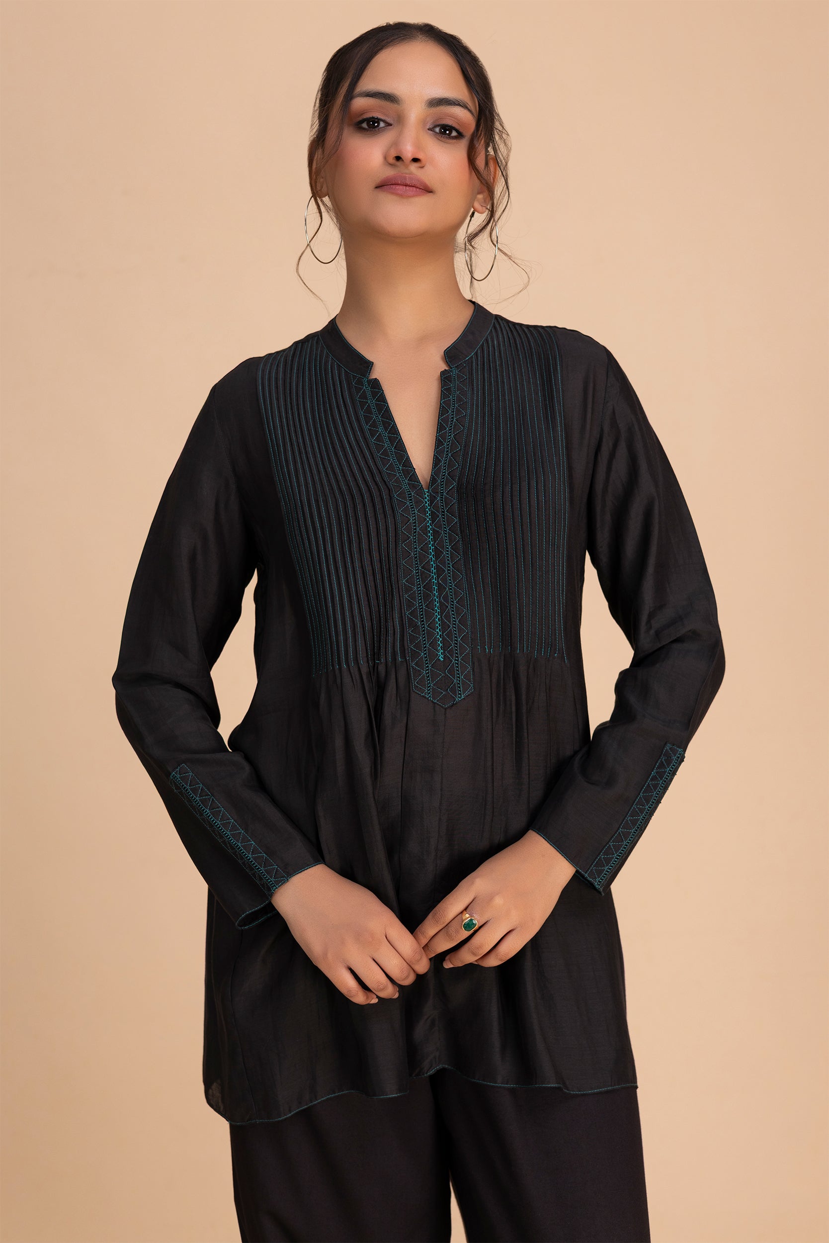 Reykh Reykh Co-ord set – Karuna Khaitan