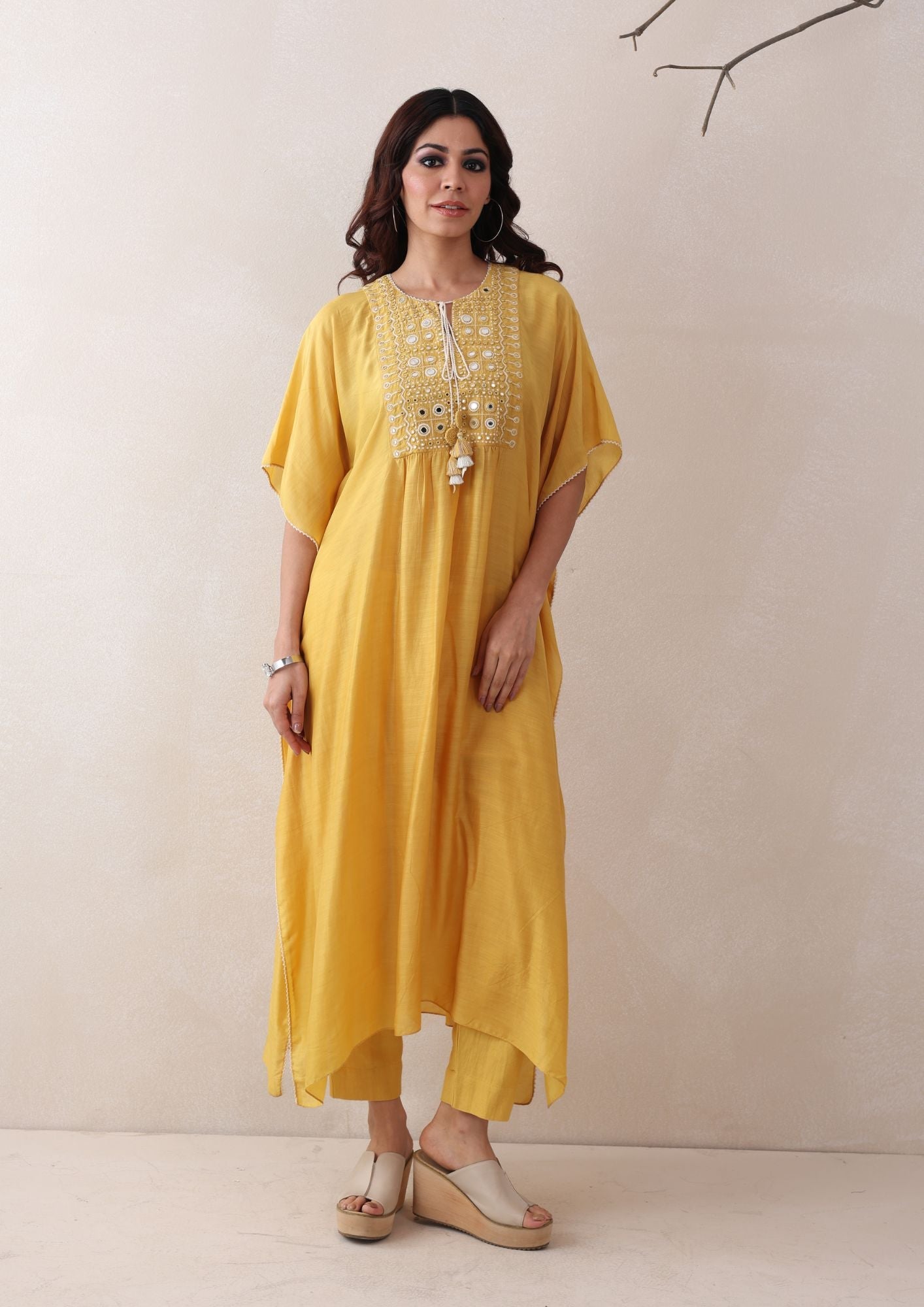 Saanvi Kaftan Set