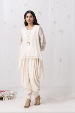 Yashira Dhoti Set