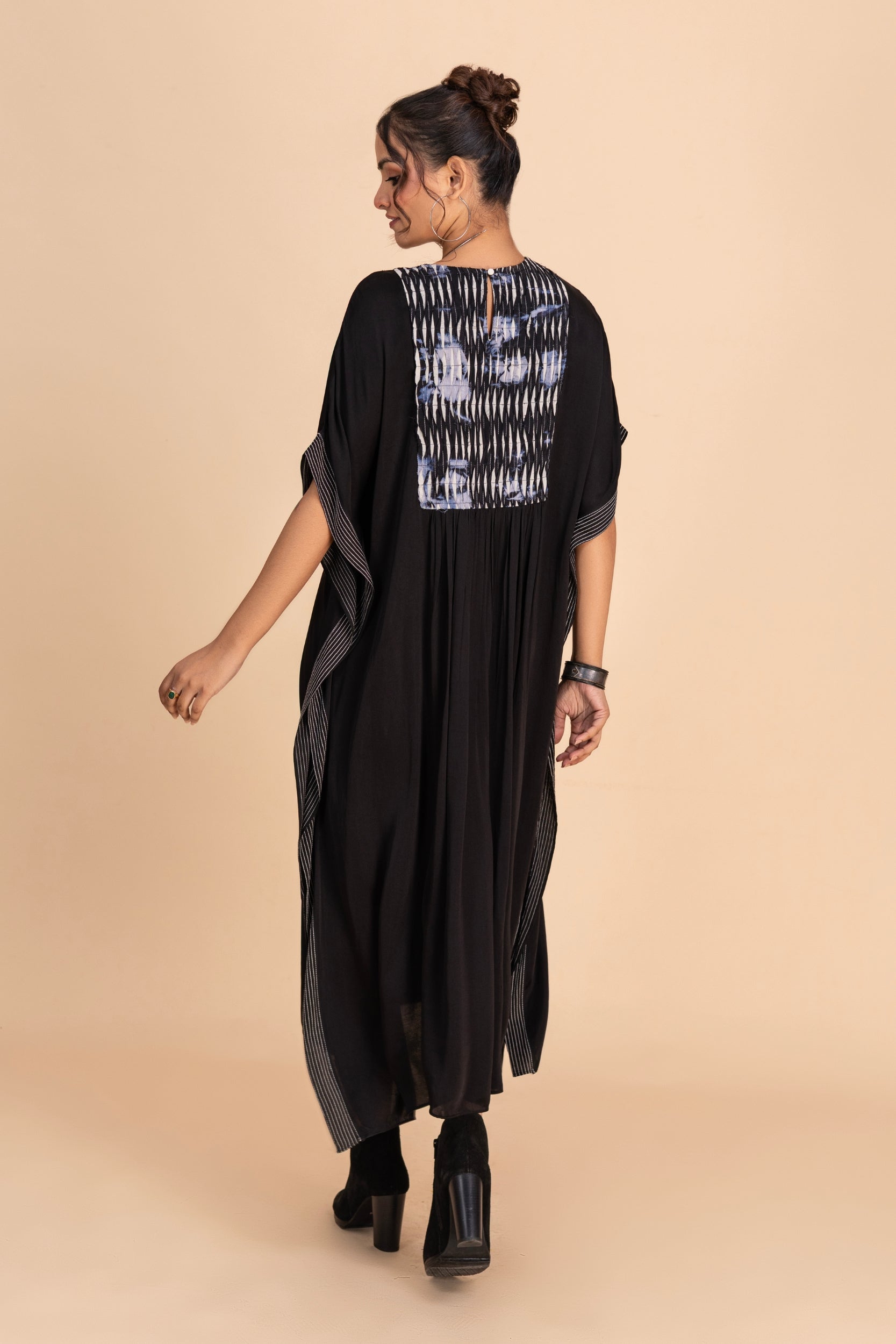 Rekhta Kaftan