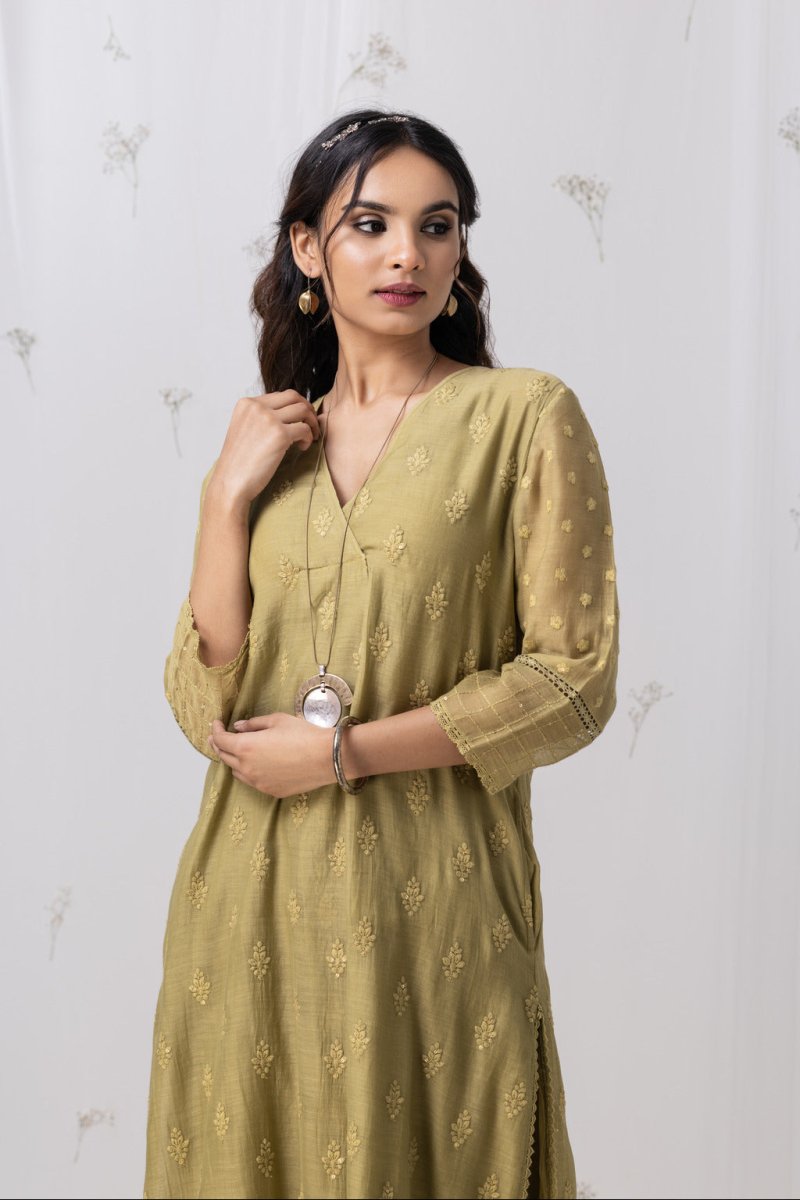 Aaravi Kurta Set - Karuna Khaitan