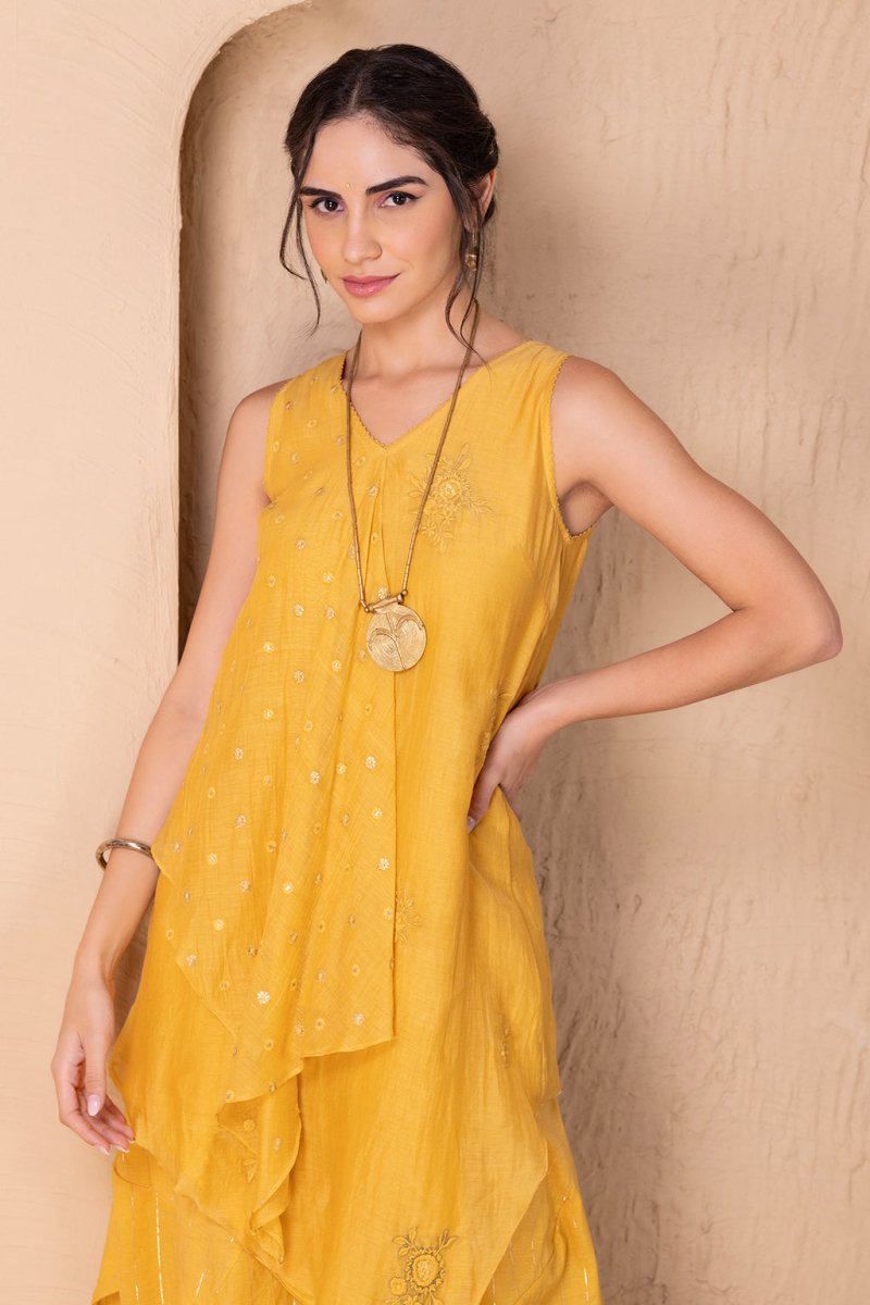 Dahlia Dhoti Set - Karuna Khaitan