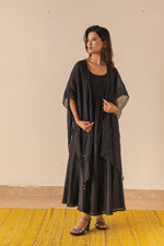 black-overlay-from-karuna-khaitan-aayna-collection